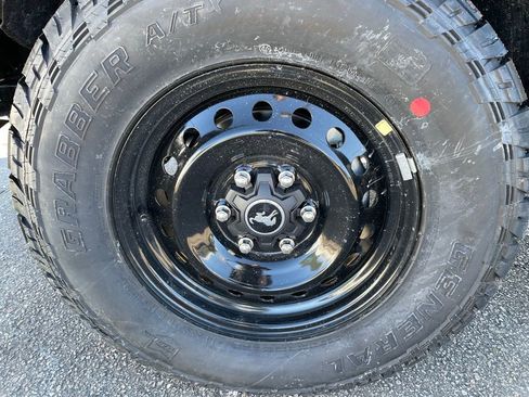 New 2026 Ford Bronco Big Bend w/ Black Diamond Package image 6