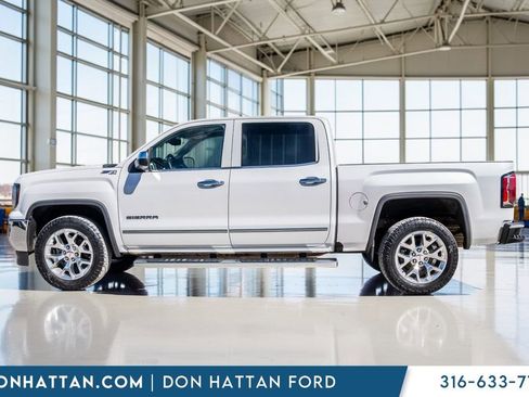 Used 2016 GMC Sierra 1500 SLT w/ SLT Premium Package image 2