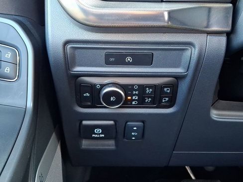 Used 2025 Ford F150 Lariat w/ Bed Utility Package AWD/4WD image 23