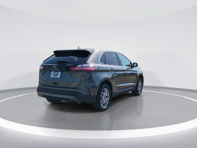 Used 2024 Ford Edge SEL AWD/4WD image 7