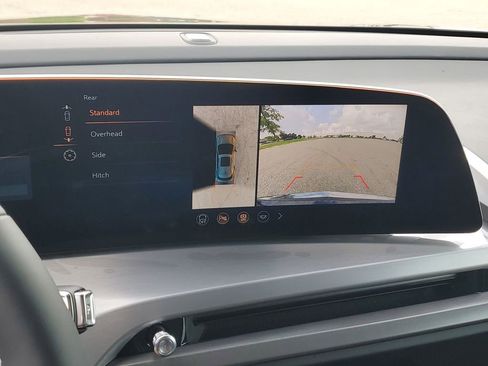 New 2026 Cadillac Vistiq Sport image 15