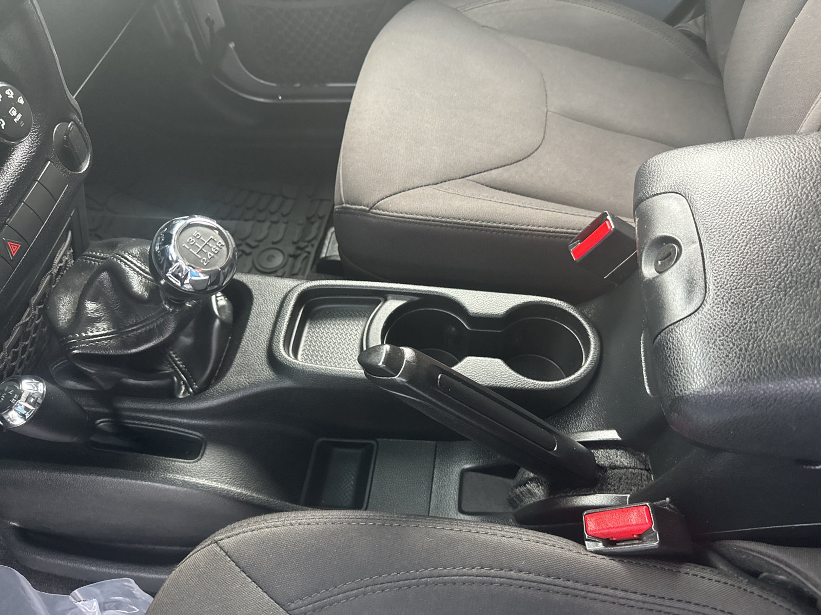 Used 2017 Jeep Wrangler Sport AWD/4WD image 17
