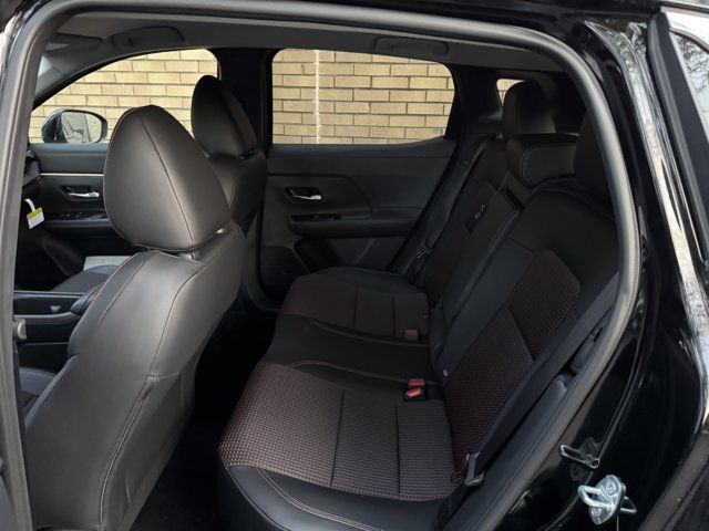 New 2026 Nissan Kicks SR w/ Cold Weather Package AWD/4WD image 22