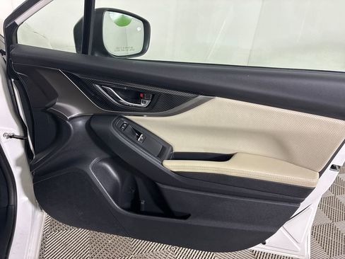 Used 2019 Subaru Impreza 2.0i Limited w/ Popular Package #1 AWD/4WD image 32