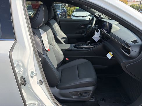 New 2026 Toyota Crown Signia Limited image 15