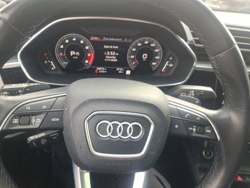 Used 2022 Audi Q3 2.0T Premium Plus image 9