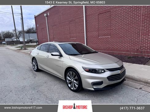 Used 2016 Chevrolet Malibu Premier w/ Driver Confidence Package image 9