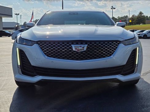 Used 2022 Cadillac CT5 Premium Luxury RWD image 8
