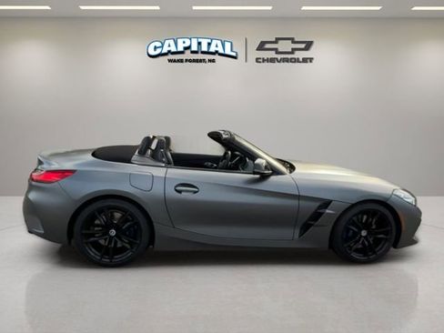 Used 2022 BMW Z4 M40i w/ Premium Package image 6