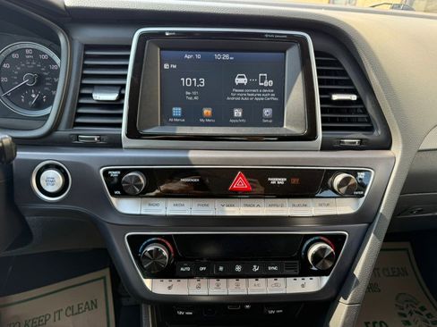 Used 2019 Hyundai Sonata SEL w/ Tech Package 02 FWD image 18