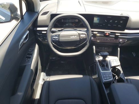 New 2026 Kia Sportage EX FWD image 24