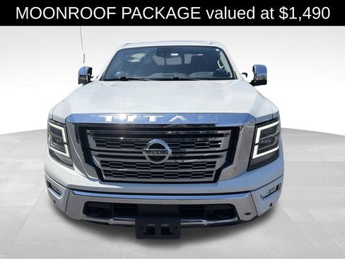 Used 2020 Nissan Titan SL w/ Moonroof Package AWD/4WD image 2