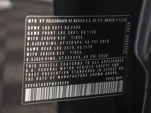 Used 2023 Volkswagen Tiguan SEL R-Line image 50
