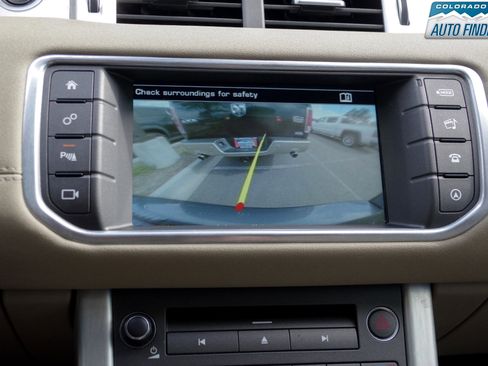 Used 2016 Land Rover Range Rover Evoque SE Premium image 19