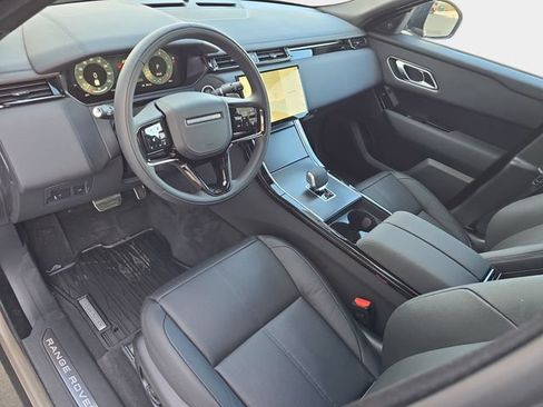New 2026 Land Rover Range Rover Velar Dynamic SE AWD/4WD image 12