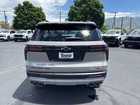 New 2026 Chevrolet Traverse Z71 w/ Enhanced Driving Package AWD/4WD image 6