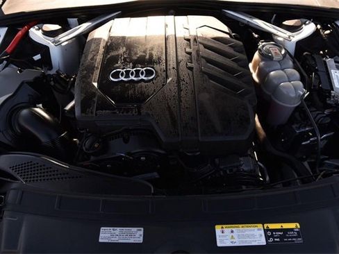 Used 2023 Audi A4 2.0T Premium w/ Convenience Package image 26