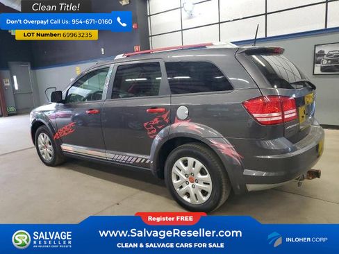 Used 2019 Dodge Journey SE image 3