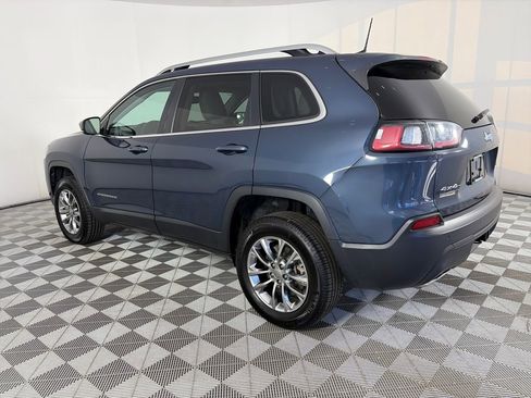 Used 2021 Jeep Cherokee Latitude Lux w/ Comfort/Convenience Group image 5