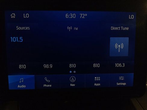Used 2024 Ford Explorer XLT w/ Equipment Group 202A RWD image 25