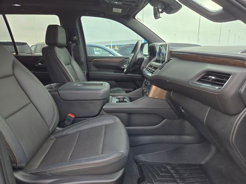 Used 2023 Chevrolet Tahoe High Country AWD/4WD image 23