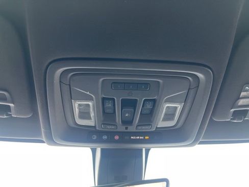 Used 2023 GMC Sierra 2500 Denali w/ Denali Ultimate Package image 29