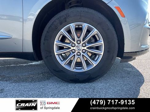 Used 2023 Buick Enclave Essence FWD image 32