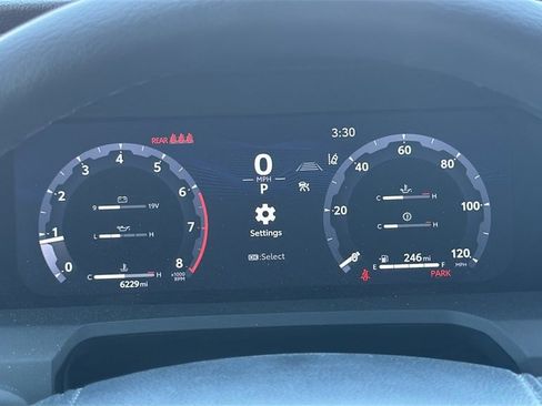 Used 2024 Toyota Tacoma TRD Off-Road image 17