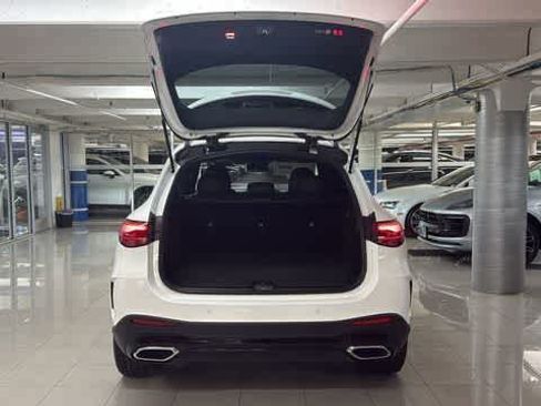 Certified 2026 Mercedes-Benz GLC 300 4MATIC image 7