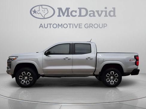 Used 2026 Chevrolet Colorado Z71 AWD/4WD image 2