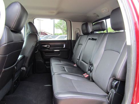 Used 2016 RAM 2500 Laramie w/ Cold Weather Group AWD/4WD image 9