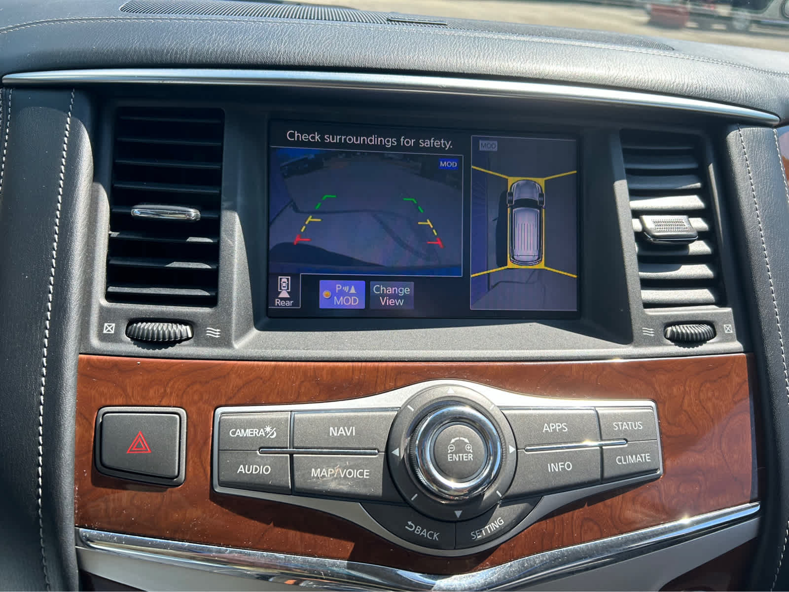 Used 2019 INFINITI QX80 Luxe AWD/4WD image 18
