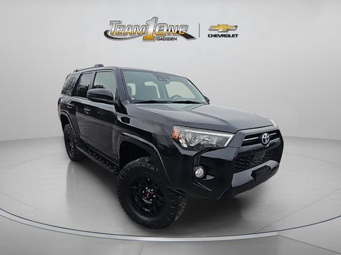 Used 2020 Toyota 4Runner SR5 image 1