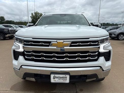 Used 2025 Chevrolet Silverado 1500 LTZ AWD/4WD image 8