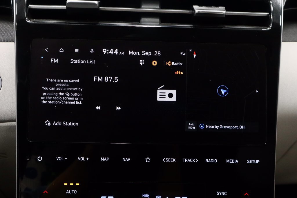 Used 2024 Hyundai Tucson SEL w/ Convenience Package FWD image 4