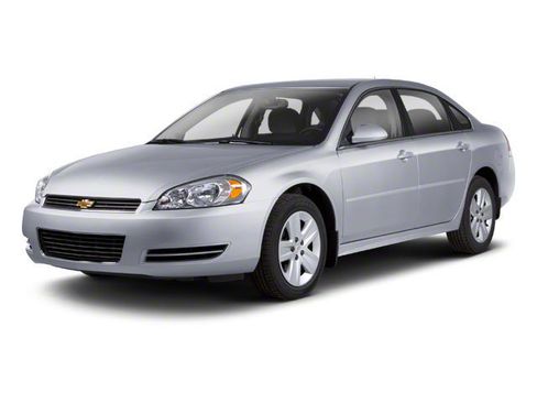 Used 2010 Chevrolet Impala LT w/ Luxury Edition Package FWD image 2