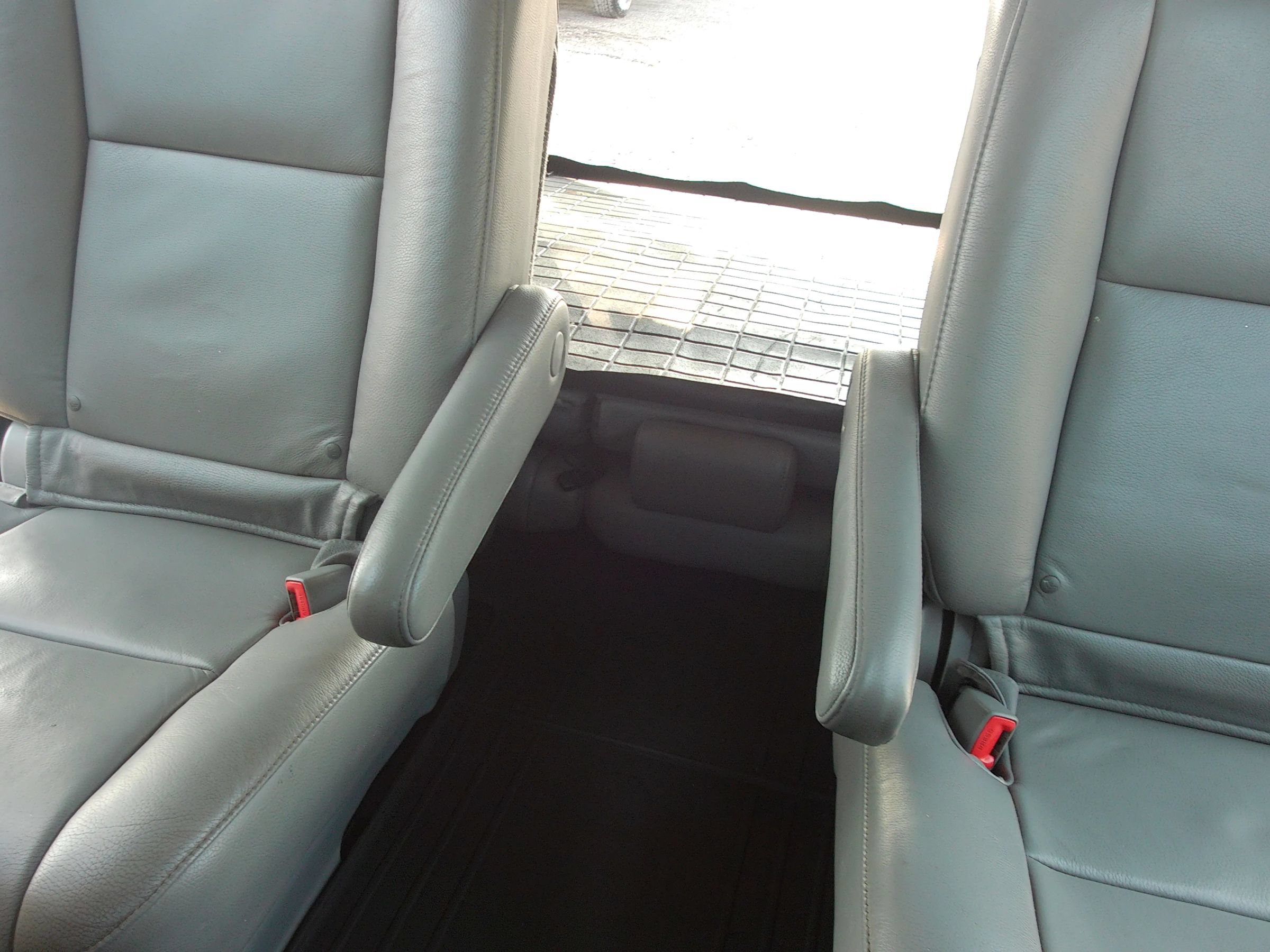 Used 2014 Toyota Sequoia Limited RWD image 23