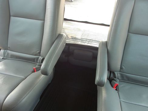 Used 2014 Toyota Sequoia Limited RWD image 23