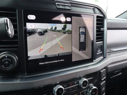 Used 2025 Ford F350 Platinum AWD/4WD image 27