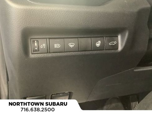 Used 2020 Toyota RAV4 XLE w/ Convenience Package image 18