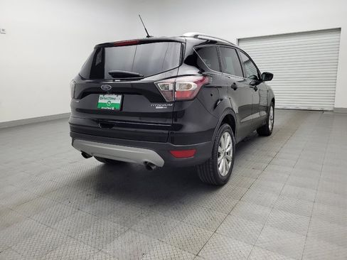 Used 2017 Ford Escape Titanium image 9