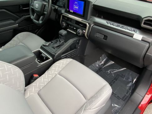 New 2026 Toyota Tacoma SR5 AWD/4WD image 9