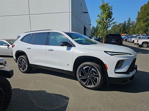 New 2026 Buick Enclave Sport Touring image 8