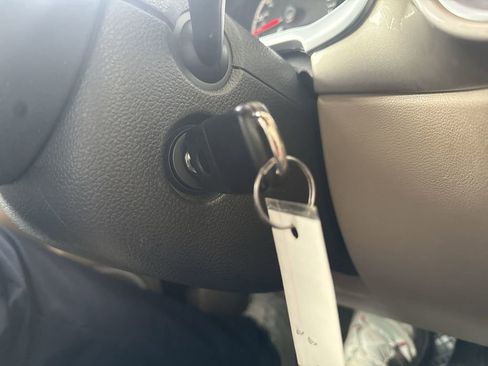 Used 2013 Volkswagen Beetle 2.5 image 15