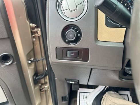 Used 2011 Ford F150 XLT w/ XLT Chrome Pkg image 13