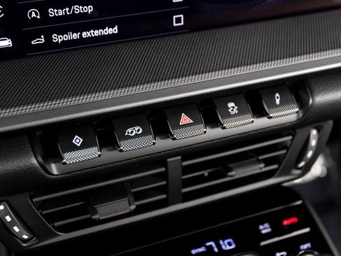 Certified 2025 Porsche 911 Carrera image 24