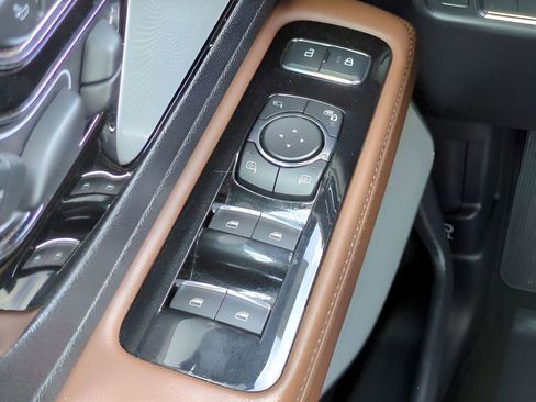 Used 2023 Lincoln Aviator Reserve w/ Equipment Group 201A AWD/4WD image 25