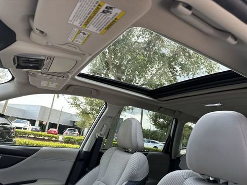 Certified 2024 Subaru Forester Premium AWD/4WD image 22