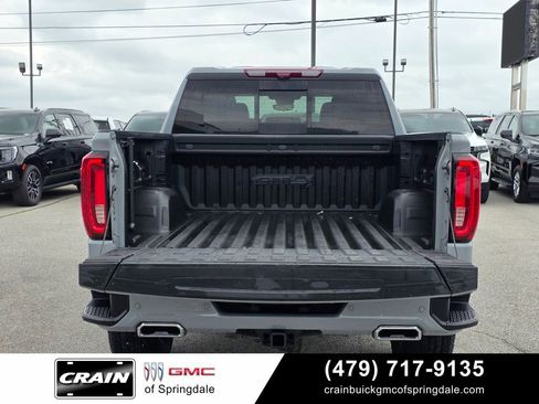 Used 2024 GMC Sierra 1500 AT4 w/ Technology Package AWD/4WD image 7