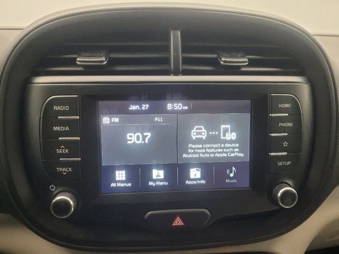 Used 2021 Kia Soul LX image 25